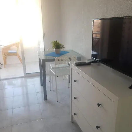 Apartamentos Costa Beach Apartment Torremolinos